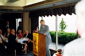 Image description is not available for 2000.443